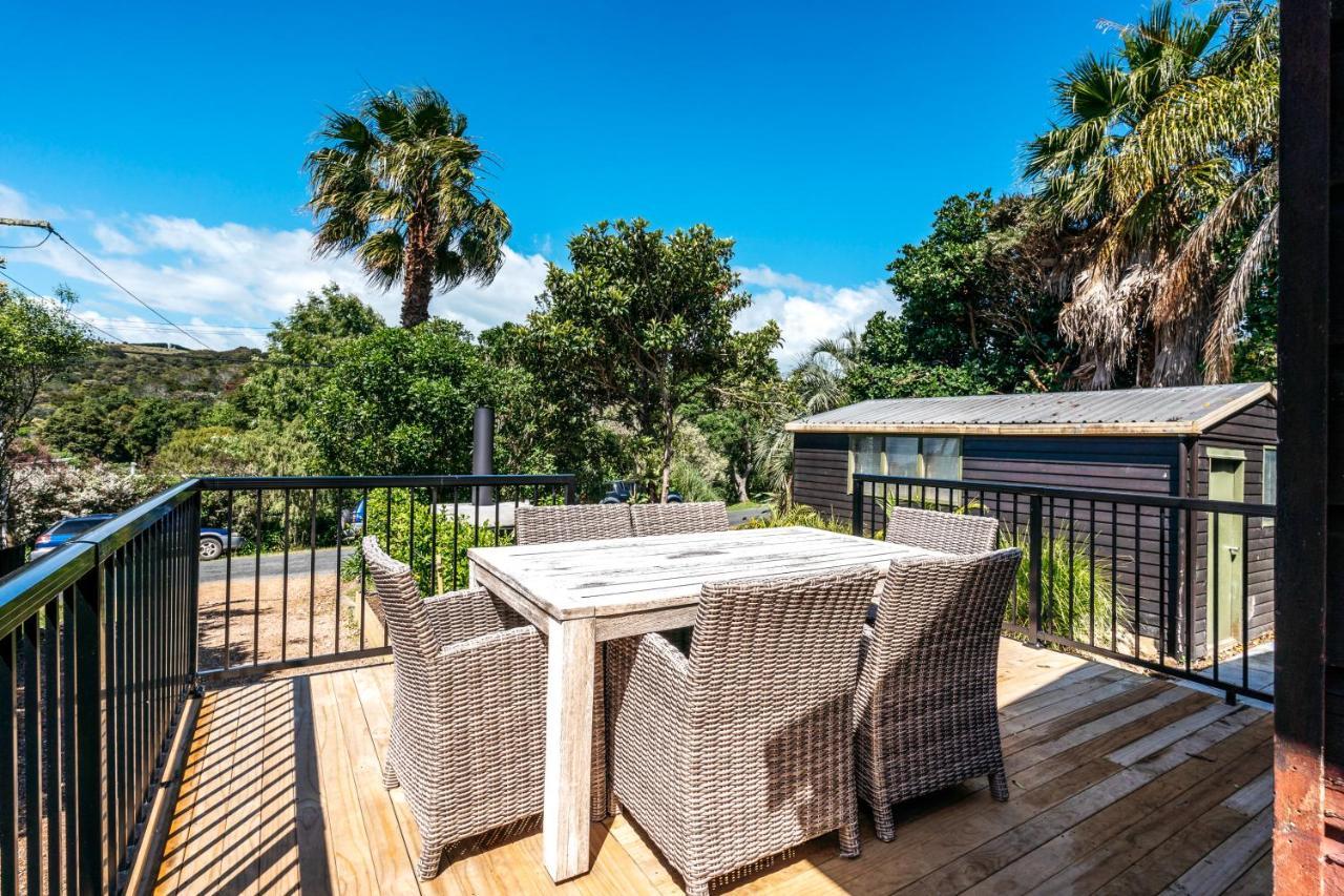 Relax On Ridge Villa Oneroa Luaran gambar
